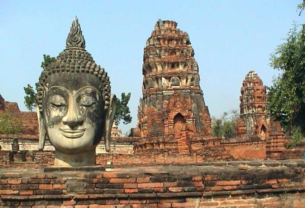ταξίδια διακοπών Ταϊλάνδη και διακοπές Ταξίδι Ayutthaya στην Ταϊλάνδη