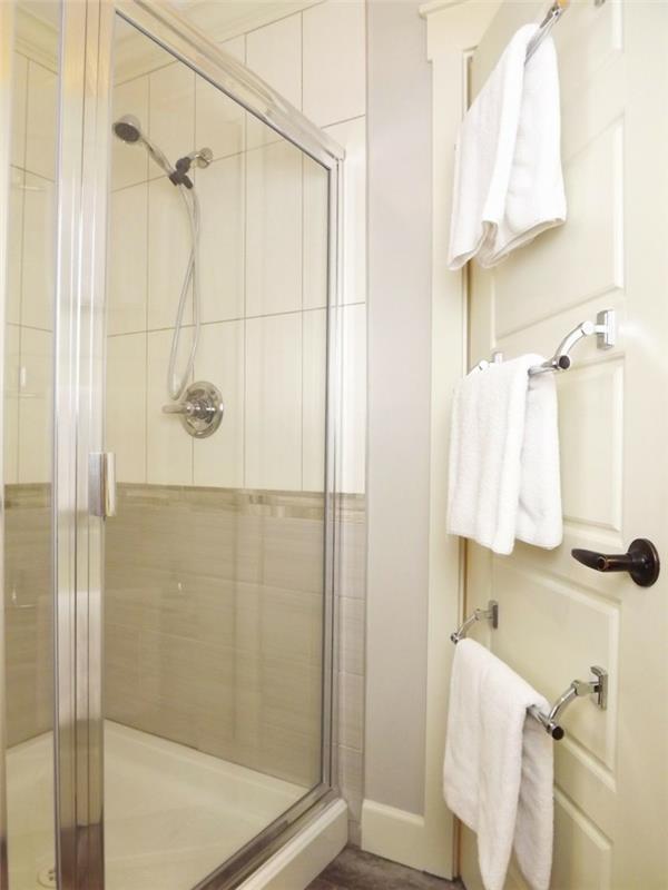 συμβουλές και κόλπα για το μπάνιο βεβαιωθείτε ότι έχετε μαλακές πετσέτες