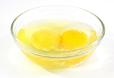Kiaušinių kondicionierius švelniems plaukams