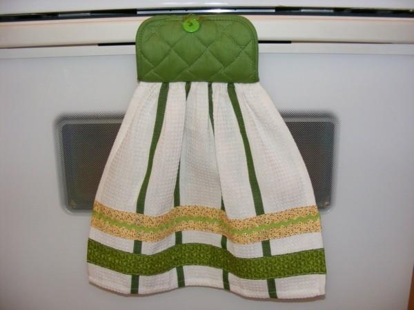 υπέροχη πράσινη και άσπρη ιδέα για diy πετσέτες τσαγιού