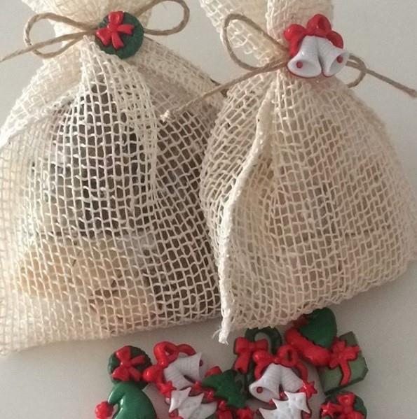 φτιάξτε υπέροχες υφασμάτινες τσάντες για χριστουγεννιάτικα δώρα