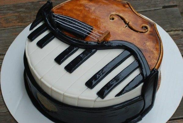 μεγάλη-τούρτα-γάμος-γενέθλια-μουσική-βιολί-πιάνο