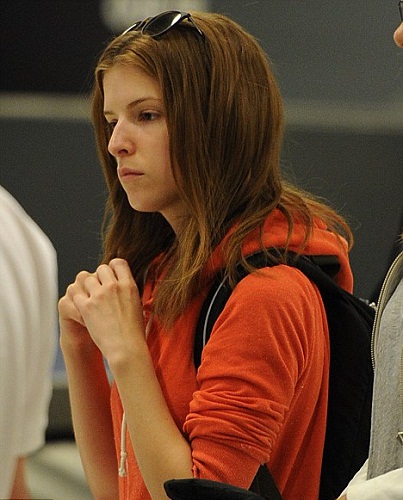 Anna Kendrick Makyajsız Kusursuz Cazibe