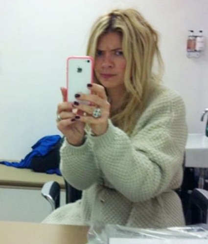 Holly Willoughby be makiažo 9