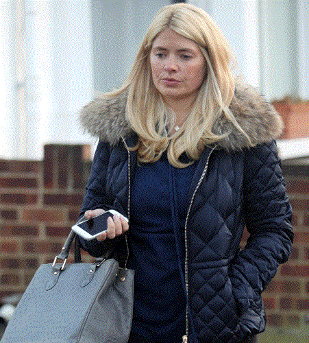 Makyajsız Holly Willoughby 2