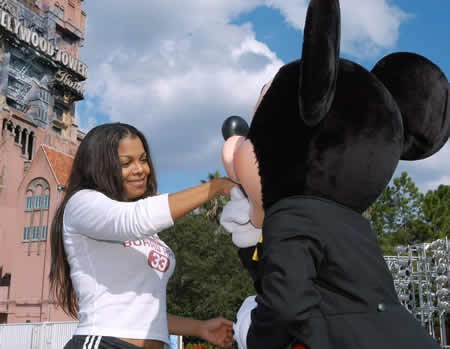 Janet Jackson Makyajsız 9