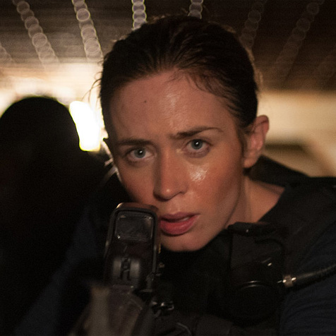 Makyajsız Emily Blunt 9