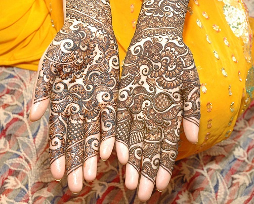 Tam El Bengalce Mehndi Tasarımı
