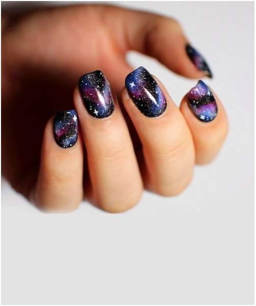 „Galaxy Nails“