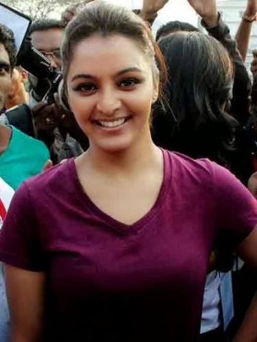 Manju Warrier be makiažo 4