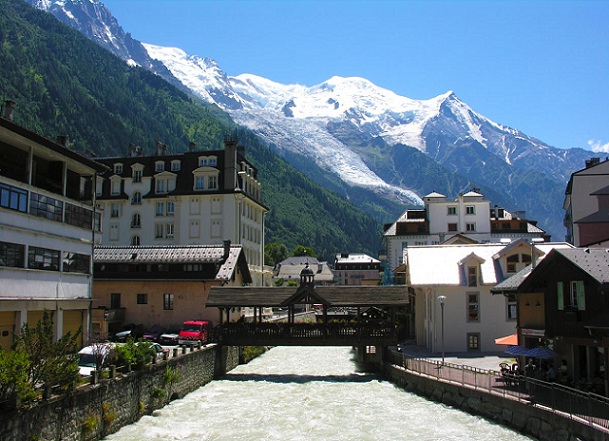 chamonix_france-turist-yerler