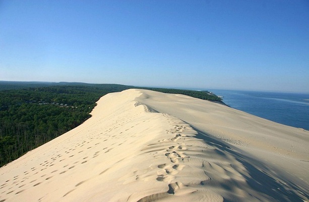 dune-of-pyla_france-tourist-places