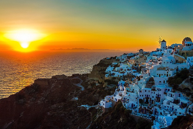 santorini_greece-turist-yerler