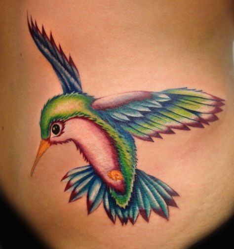Spalvinga kolibrio tatuiruotė