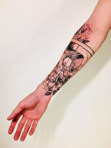 Abstraktūs tatuiruočių modeliai vyrams ir moterims 1