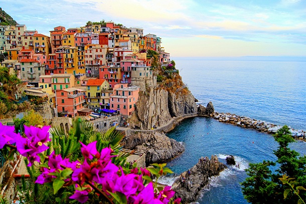turizmo vietos manarola_Italy