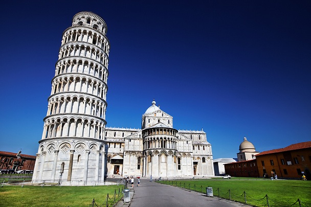 pasviręs-bokštas-pizos_italia-turistinės vietos