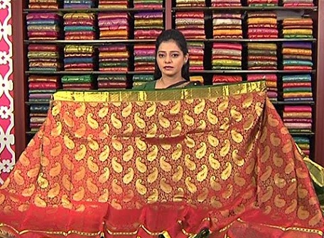 Kanchi Pattu-Golden ir raudona Saree