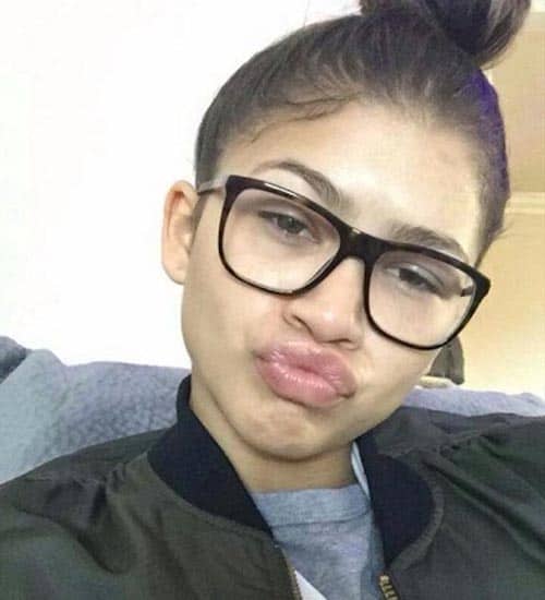 Zendaya be makiažo 12