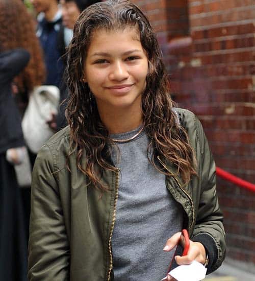 Zendaya be makiažo 6