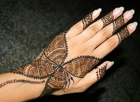 Greiti „Mehendi“ dizainai- keistas Mehendi