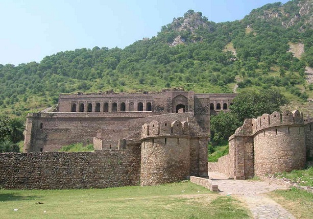 bhangarh-fort_rajasthan-turist-yerler