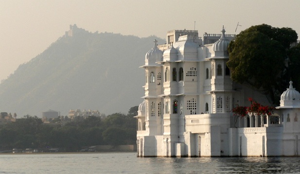 monsoon-palace_rajasthan-tourist-places