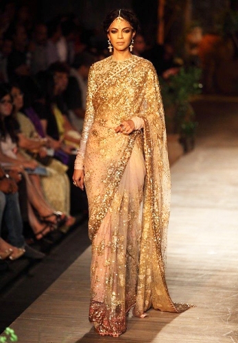 Sabyasachi Sarees-Altın Sabyasachi MasterPiece 4