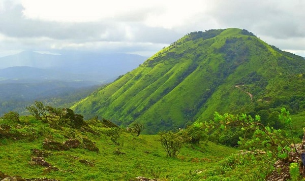 Karnataka'nın Turistik Yerleri