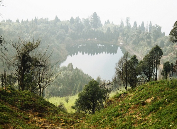 ünlü-senchal-lake_darjeeling-turist-yerler