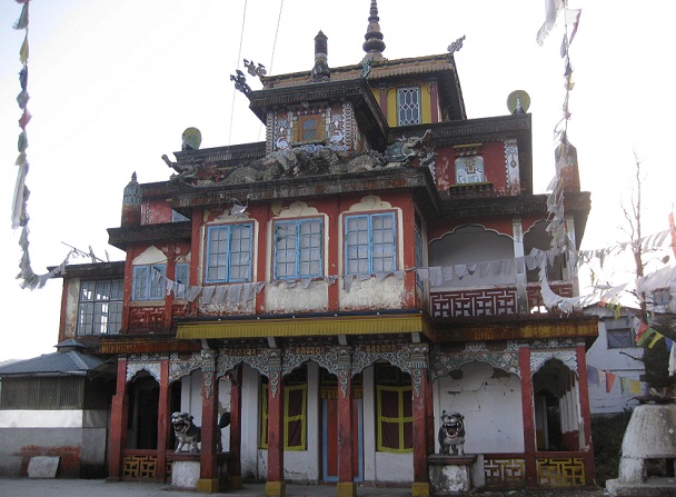 aloobari-gompa-monastery_darjeeling-tourist-places
