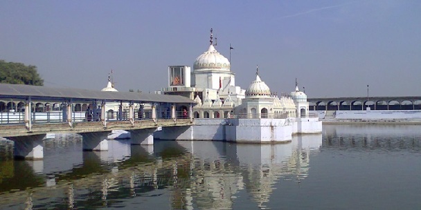 amritsar'da ram-tirath_turist-yerler