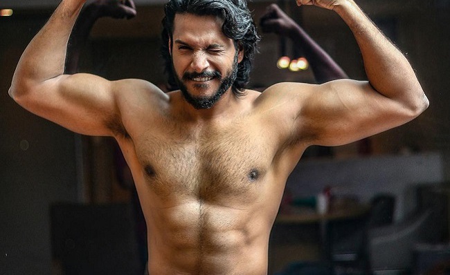 „Sundeep Kishan Six Pack“