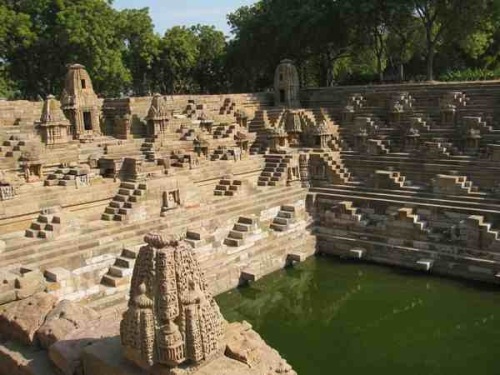 gaya dakshinaarka tapınağı
