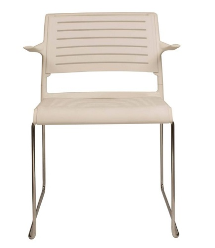 Beyaz İstiflenebilir Sandalyeler