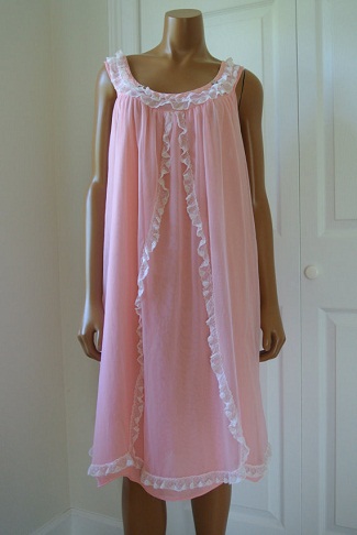 Trend Revival Retro Pink Nighty