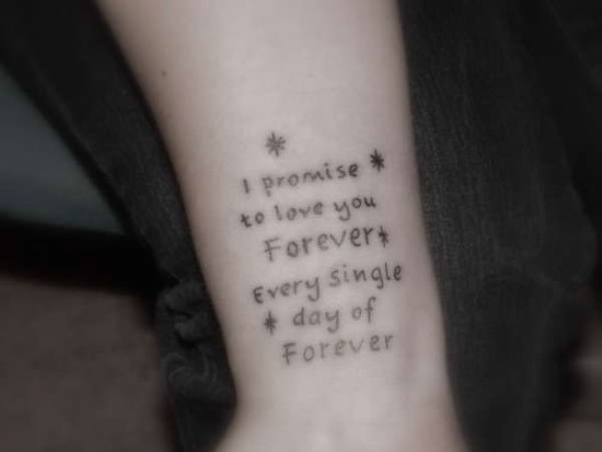 „Twilight“ cituoja tatuiruotę