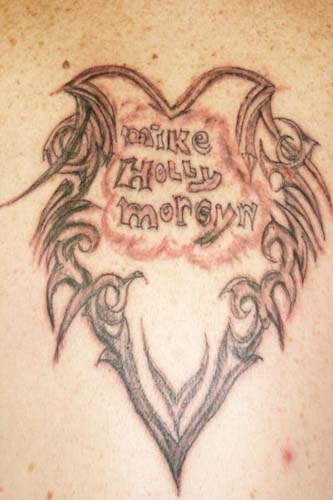 Gentis suklydo Tatuiruotė