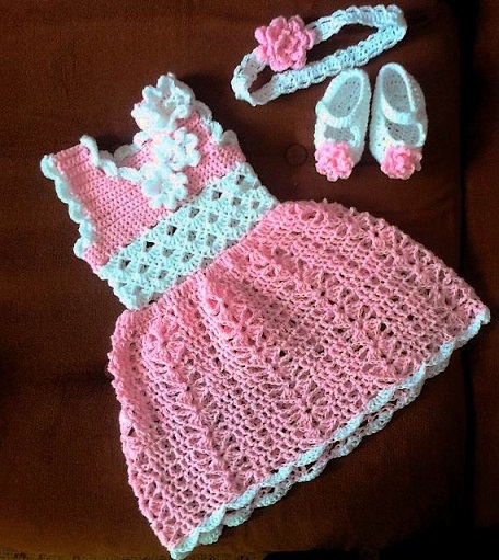 Aksesuarlı Pembe Qureshia Frocks
