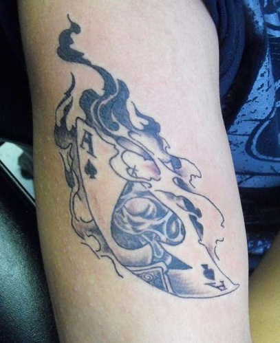 Degantys tatuiruočių dizaino tūzai