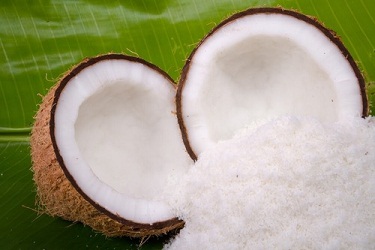 Maisto produktai, kuriuose yra daug sočiųjų riebalų, išdžiovinti kokosai