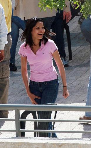 Freida Pinto Makyajsız 6