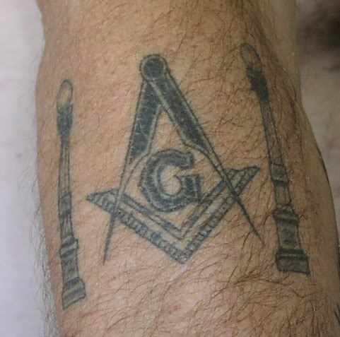 Masonų simbolių tatuiruotės dizainas