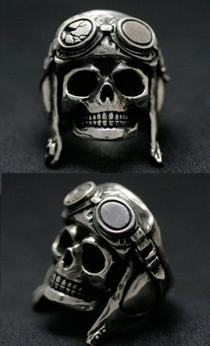 Vyriškas sidabrinis kaukolės žiedas