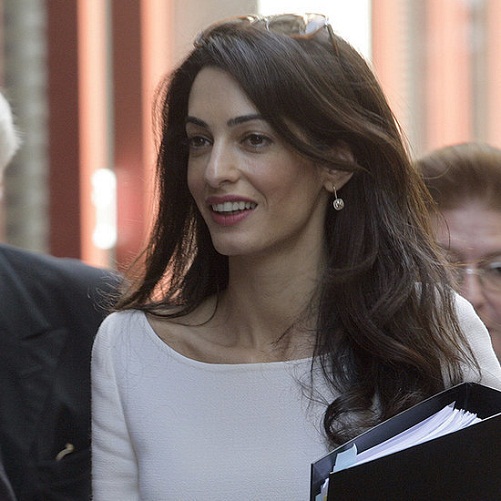 Amal Clooney be makiažo 4