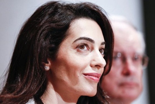 Amal Clooney be makiažo 5