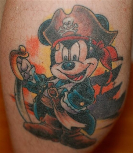 „Disney“ įkvėptas piratų tatuiruočių dizainas