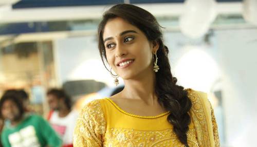 Regina Cassandra be makiažo 9