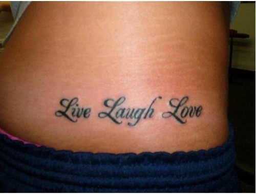 Gyva juoko meilės šamoto tatuiruotė