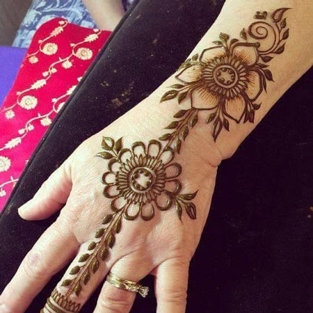 Protingas pusmėnulio „Mehendi“ dizainas Ramzanui